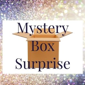 Mystery box 5lbs of Womens Clothes